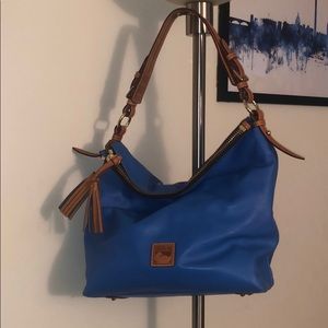 Dooney & Bourke shoulder bag with wallet LIKE NEW